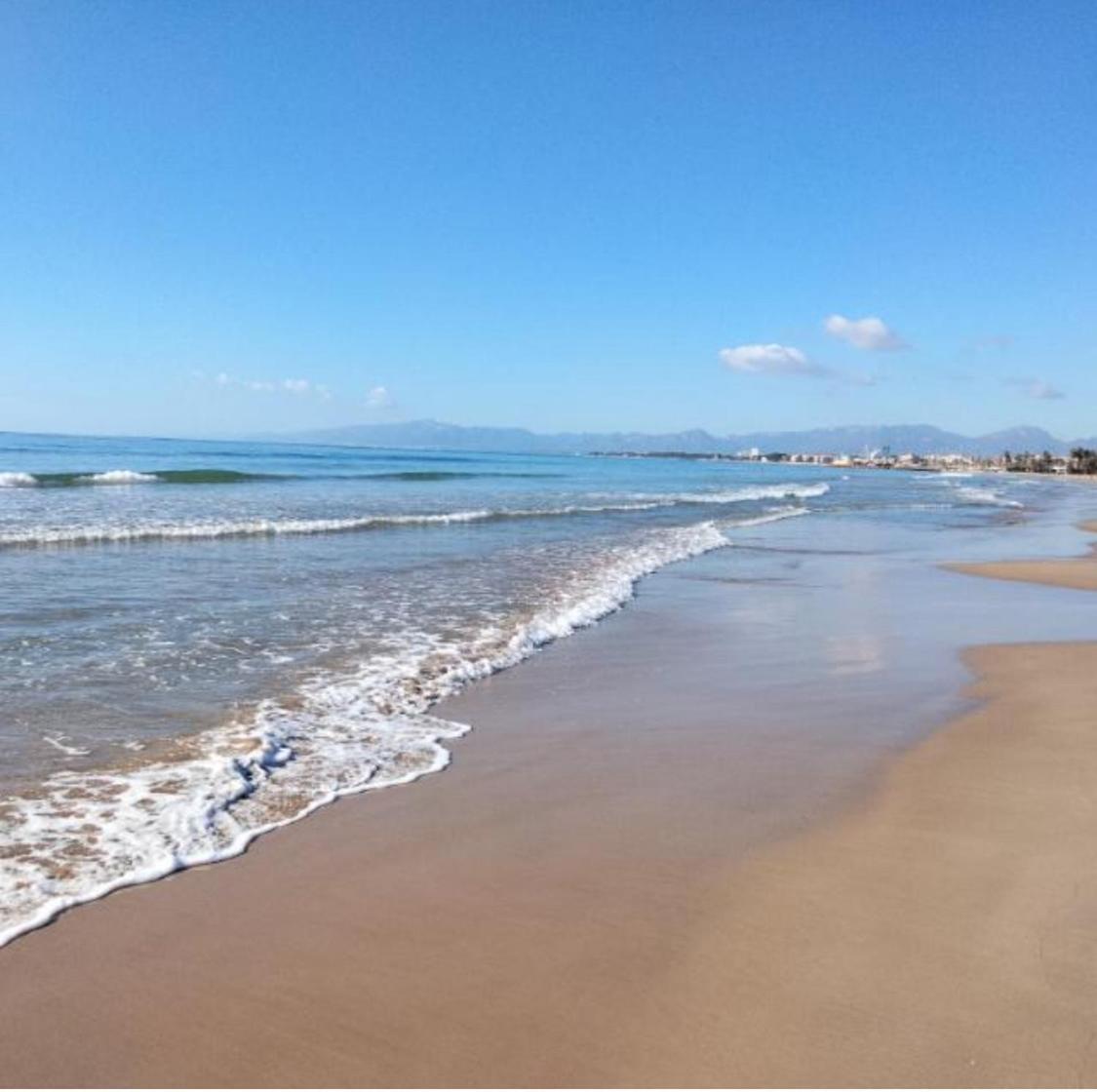 ApartBeach LOS JUNCOS RESIDENCIAL La Pineda Exterior foto