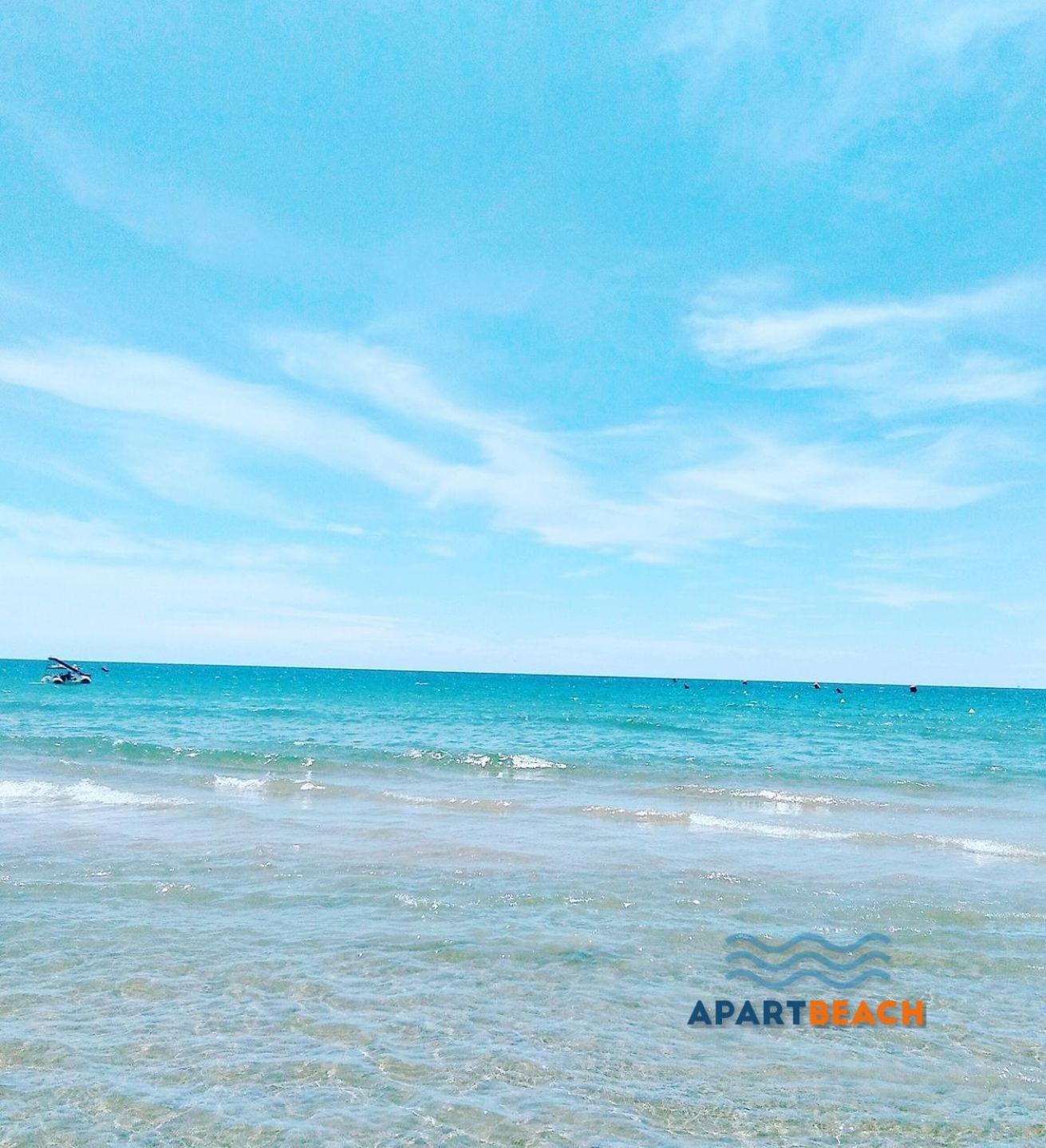 ApartBeach LOS JUNCOS RESIDENCIAL La Pineda Exterior foto